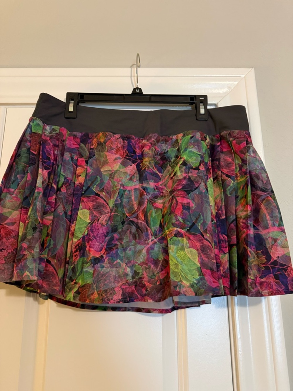 lululemon athletica Multicolor Floral Circle Skirt with Black Waistband